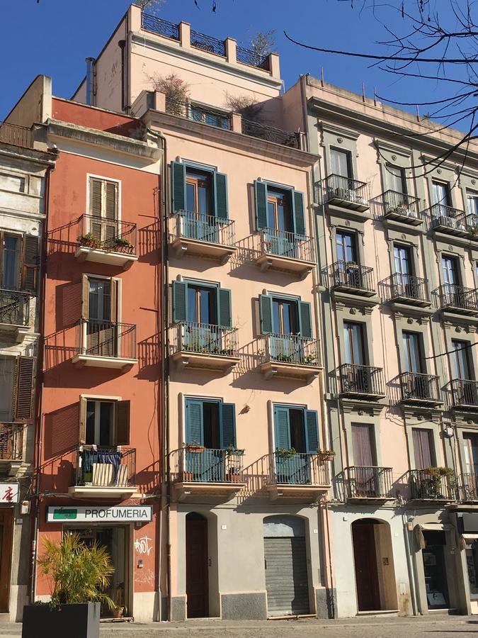 Antico Corso Charme Bed & Breakfast Cagliari Ngoại thất bức ảnh