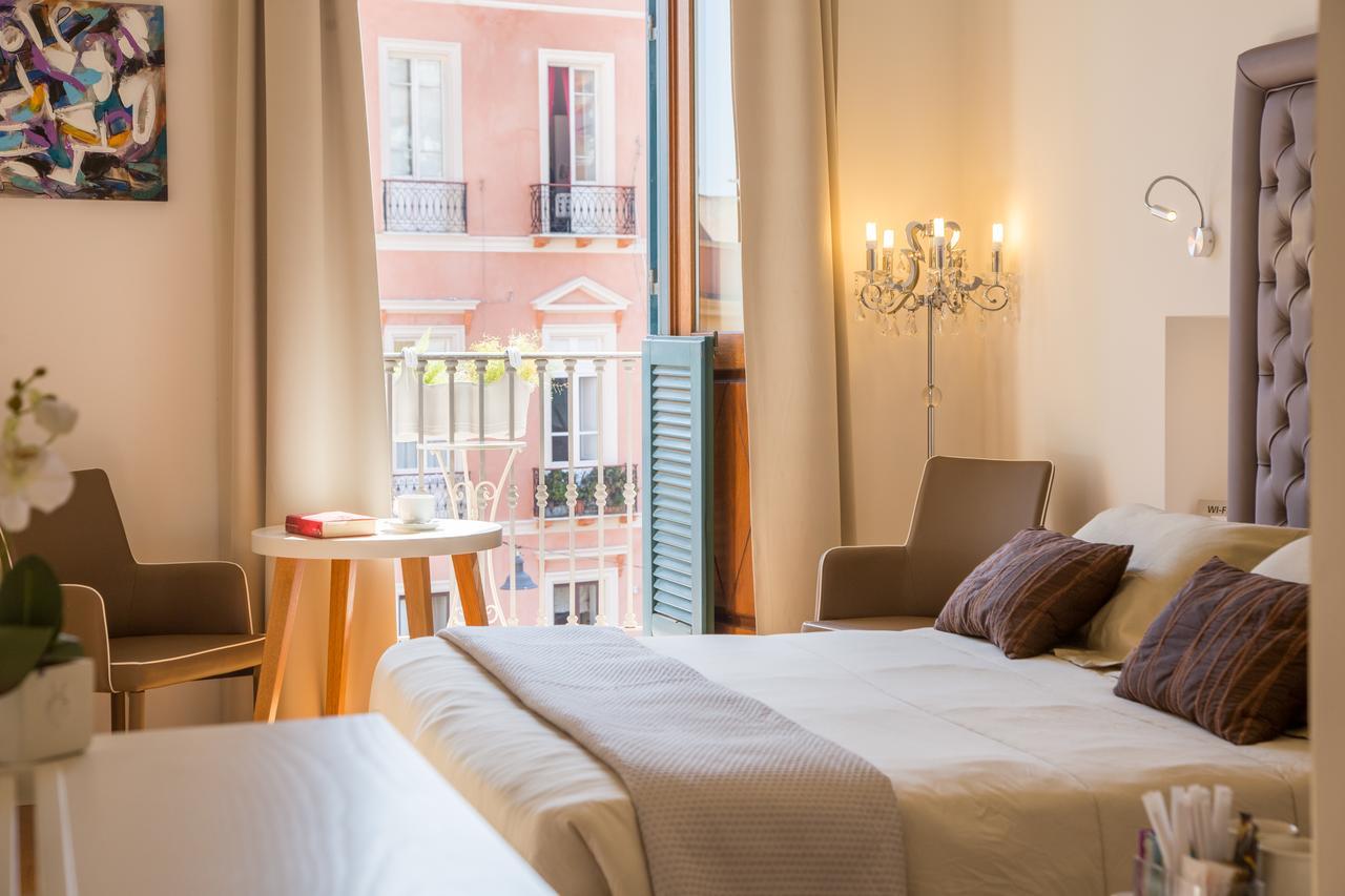 Antico Corso Charme Bed & Breakfast Cagliari Ngoại thất bức ảnh
